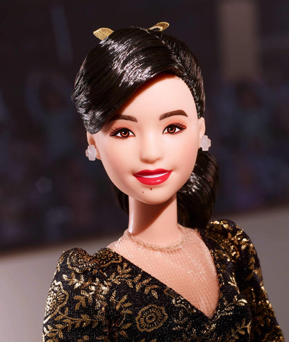 Barbie Inspiring Women Doll, Kristi Yamaguchi Collectible in 1992 Winter Olympics Costume, Sparkly Black and Gold Leotard and White Skates